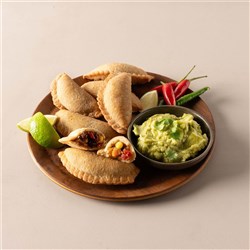 GOLDEN FAN VEGETARIAN EMPANADA (VEGAN) 1KG
